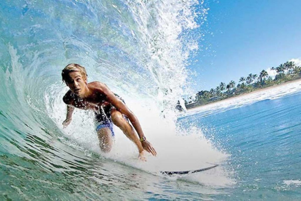 Insight into Surfing in Sri Lanka srilankanvoyages